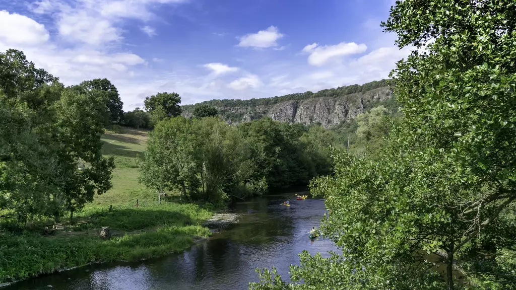 <span style="font-size:50%;line-height:110%;font-weight:500;">Voyage moto dans  </span><br>l'Orne