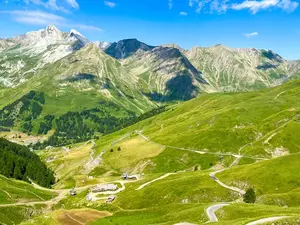 La route des grandes Alpes